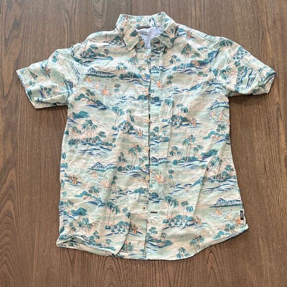 Izod Saltwater Relaxed Classics Island Hawaiian Short Sleeve Shirt Size M - Picture 1 of 5